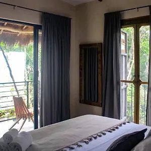 3* Bed & Breakfast Verdeamar Eco Jungle Retreat